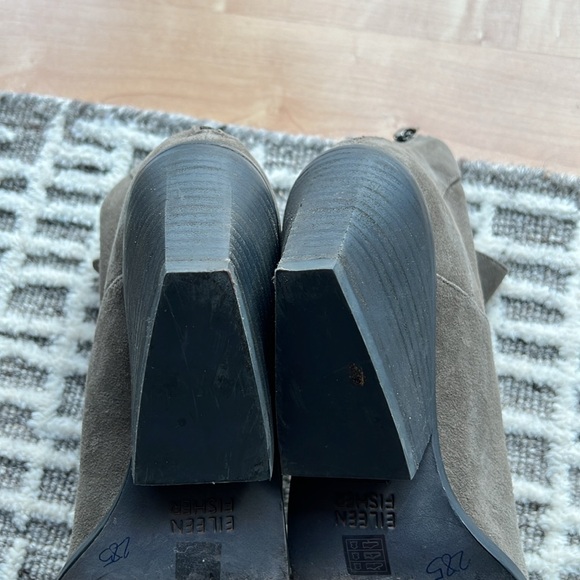 Eileen Fisher Peer Suede Ankle Bootie in Shadow Size 9 - Picture 15 of 17